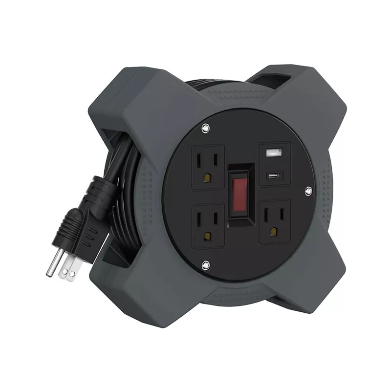 3 コンセント USB プラスチック コード リール 20 フィート