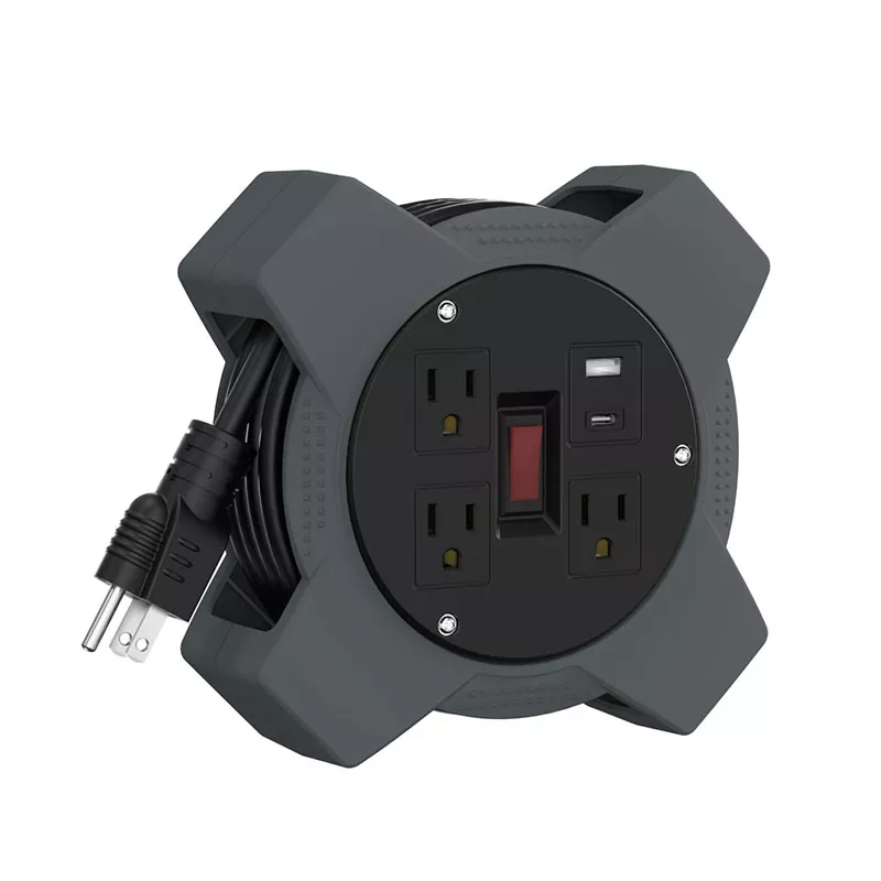 3 コンセント USB プラスチック コード リール 20 フィート 3 コンセント USB プラスチック コード リール 20 フィート