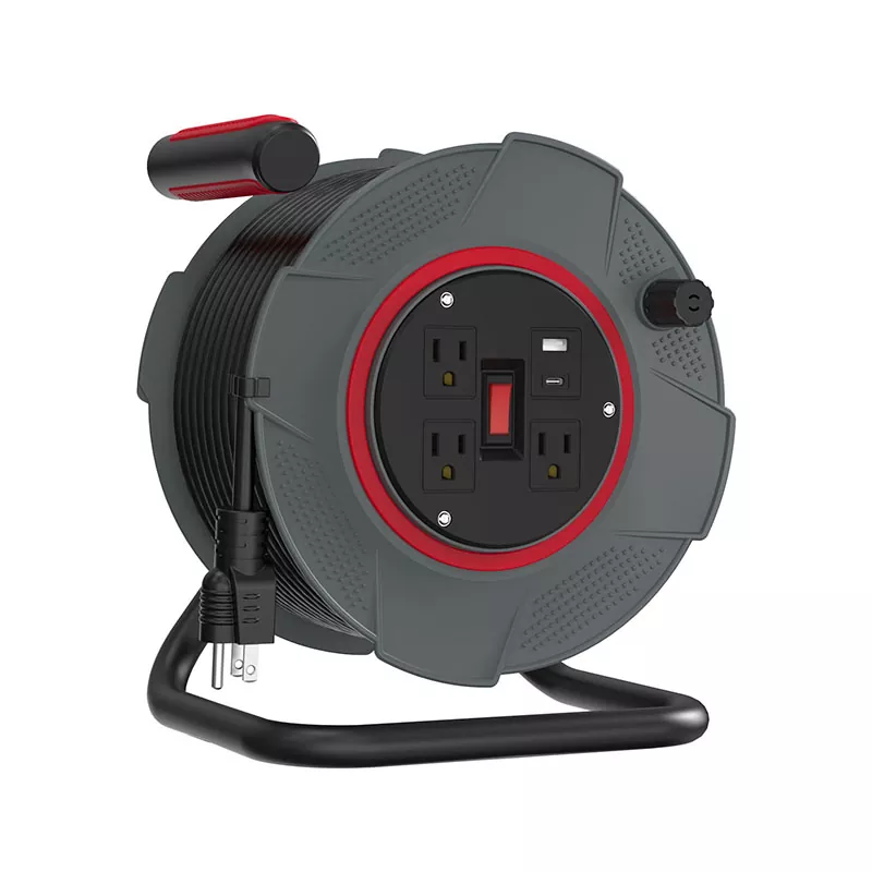 3コンセントUSBプラスチックコードリール80フィート 3コンセントUSBプラスチックコードリール80フィート